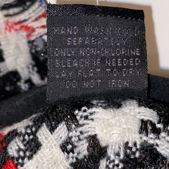 Steve Madden White Black Check Mate Day Sequin Oversized Blanket Wrap OS NWT - Picture 8 of 8